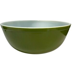 Vintage 1960s Pyrex 404 Reverse Primary Green - 4 QT. Mixing Bowl Milk Glass